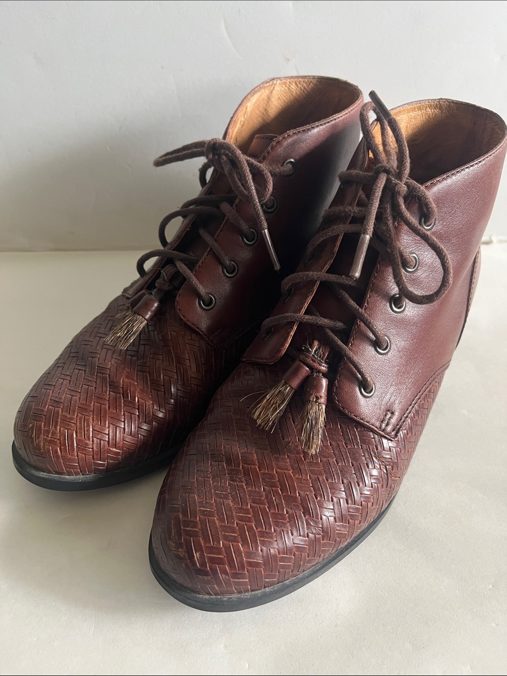 ARIAT Brown Ankle Boots Size 6B